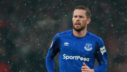 开云体育APP下载-沙特铁骑踏碎南美神话，一场关键战背后的地缘足球革命