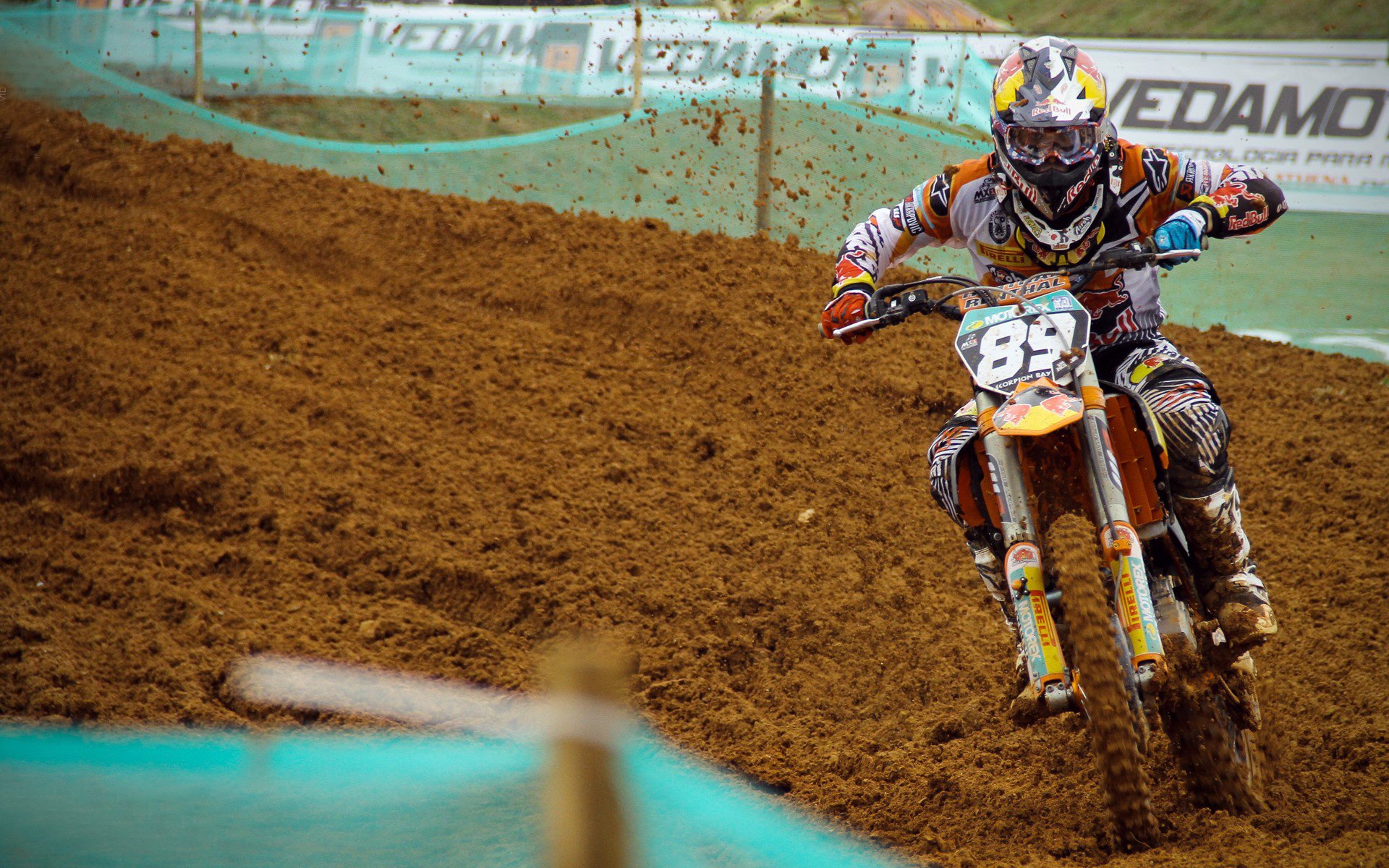 加维的爆发与摩洛哥的击溃，足球世界新秩序的冰山一角